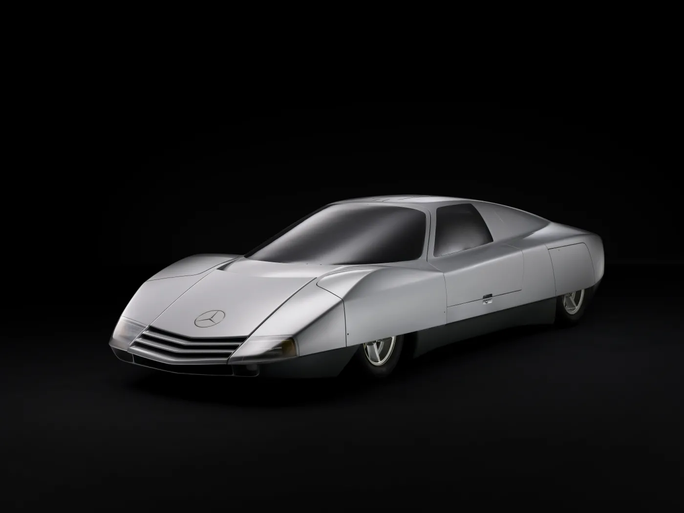 2693100-c111-3frontp.jpg