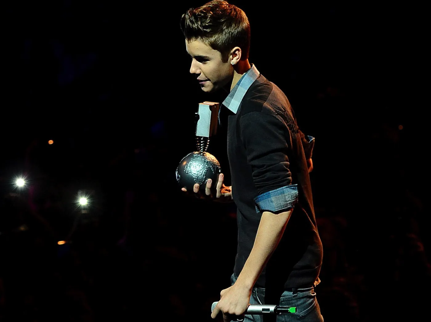 2699289-justin-bieber.jpg