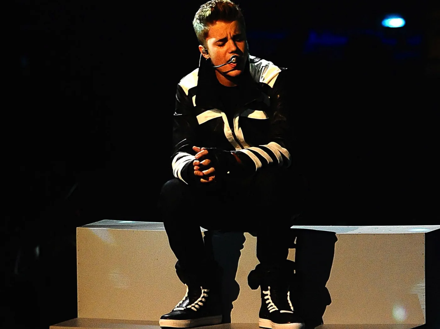 2700593-justin-bieber.jpg
