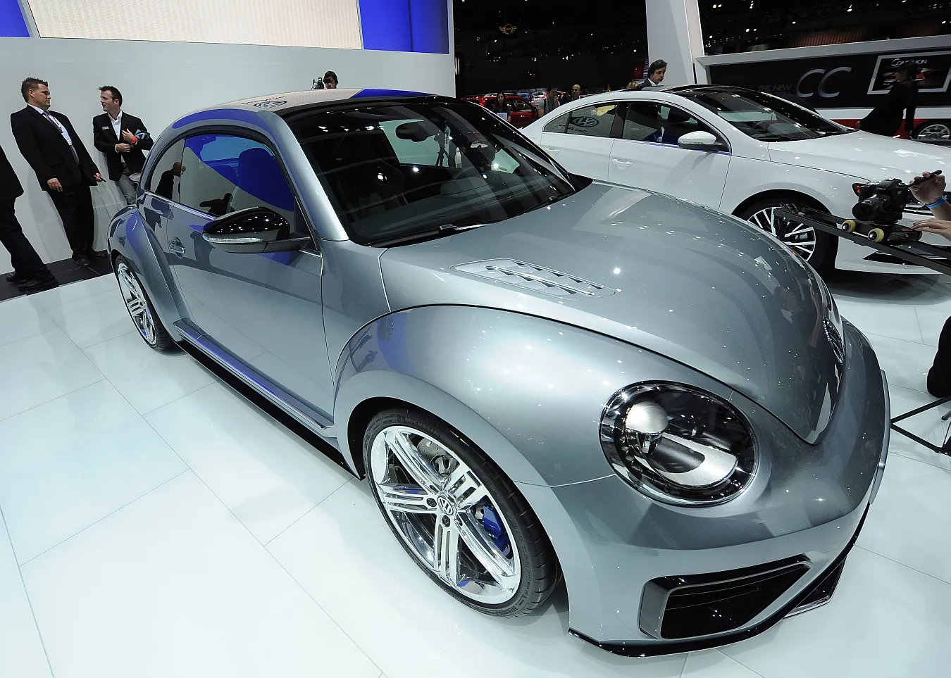 2747722-nowy-vw-beetle.jpg