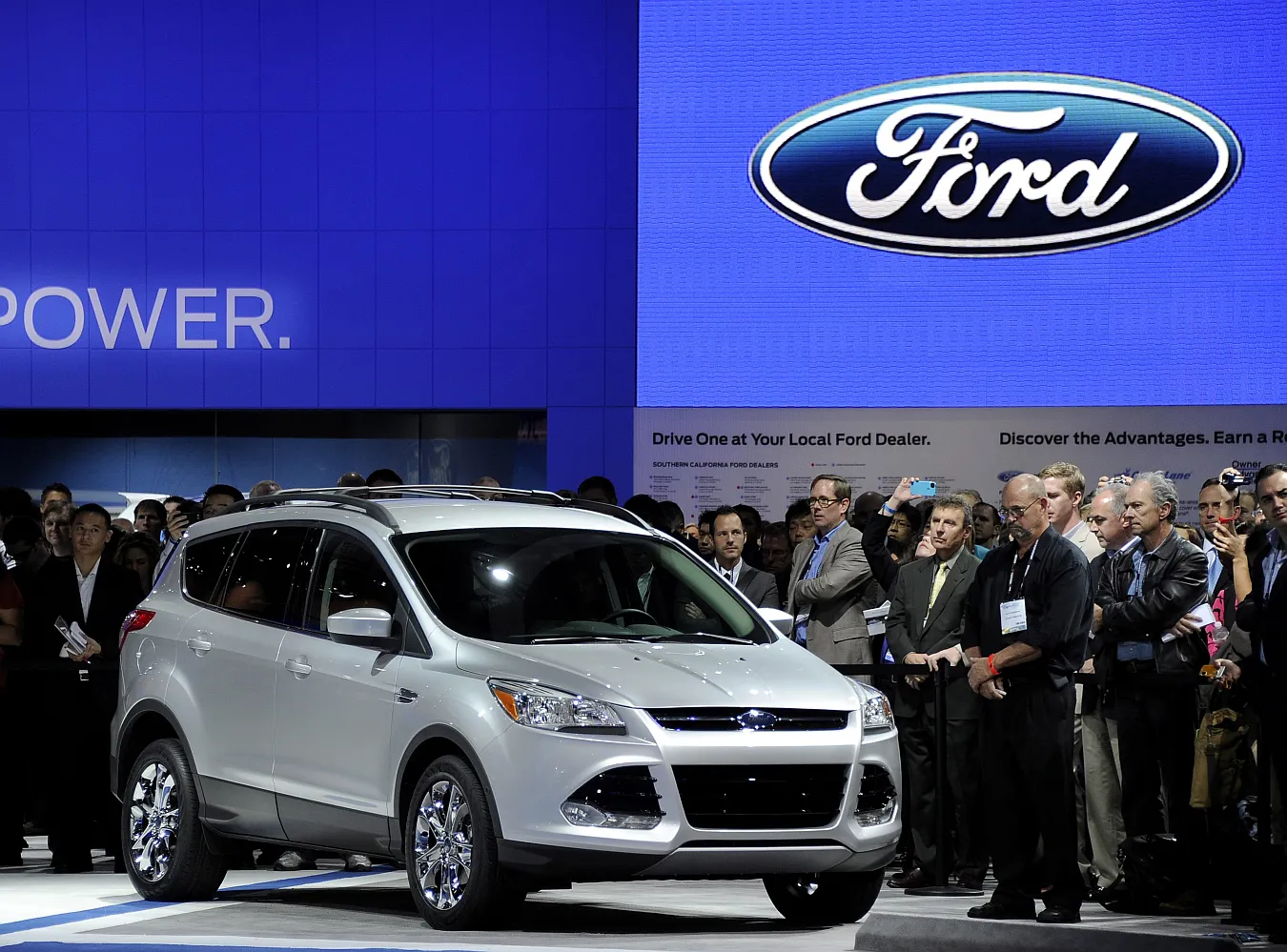 2747884-ford-escape.jpg