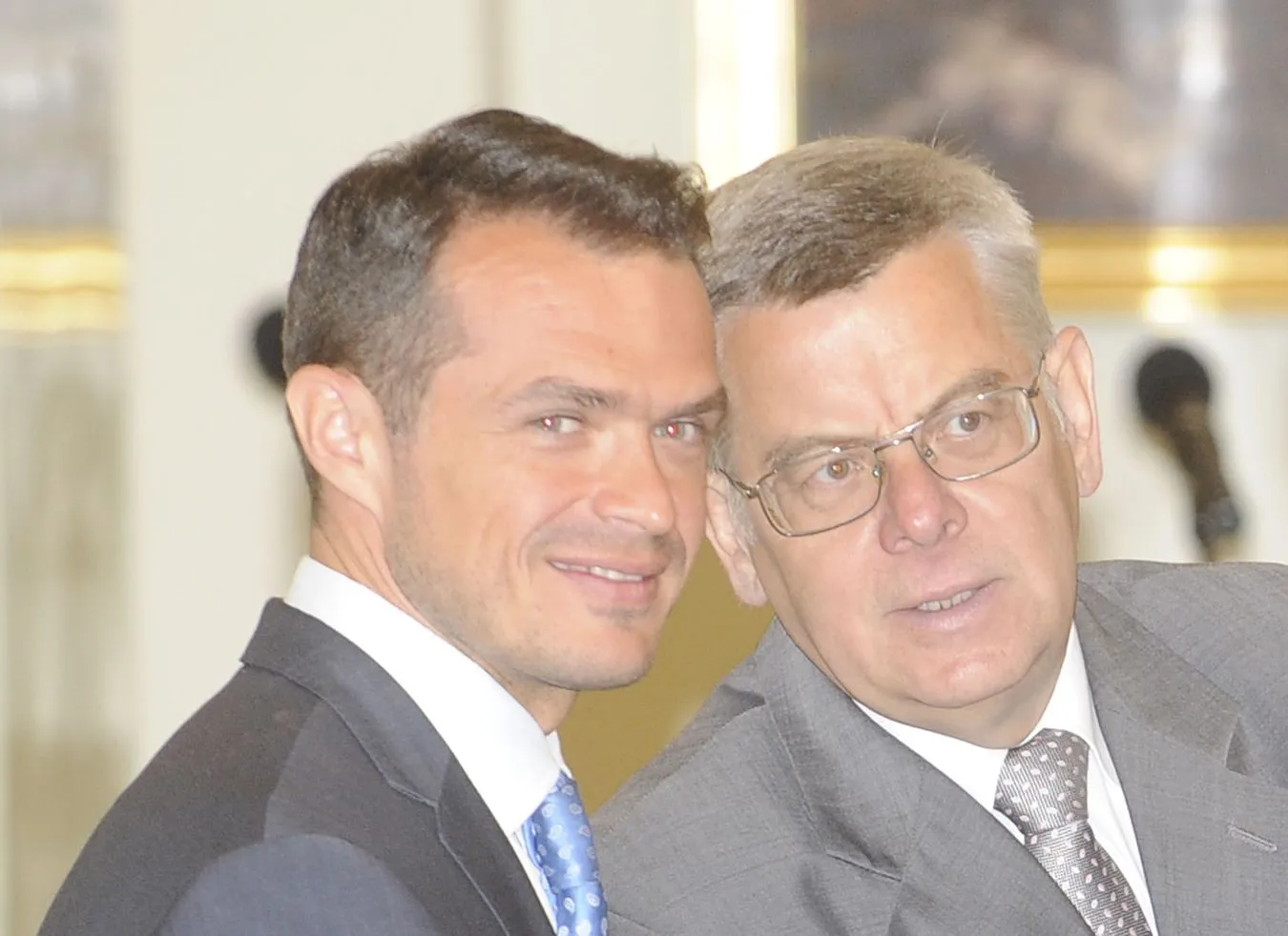 Nałęcz o usunięciu krzyża: To niefortunny pomysł