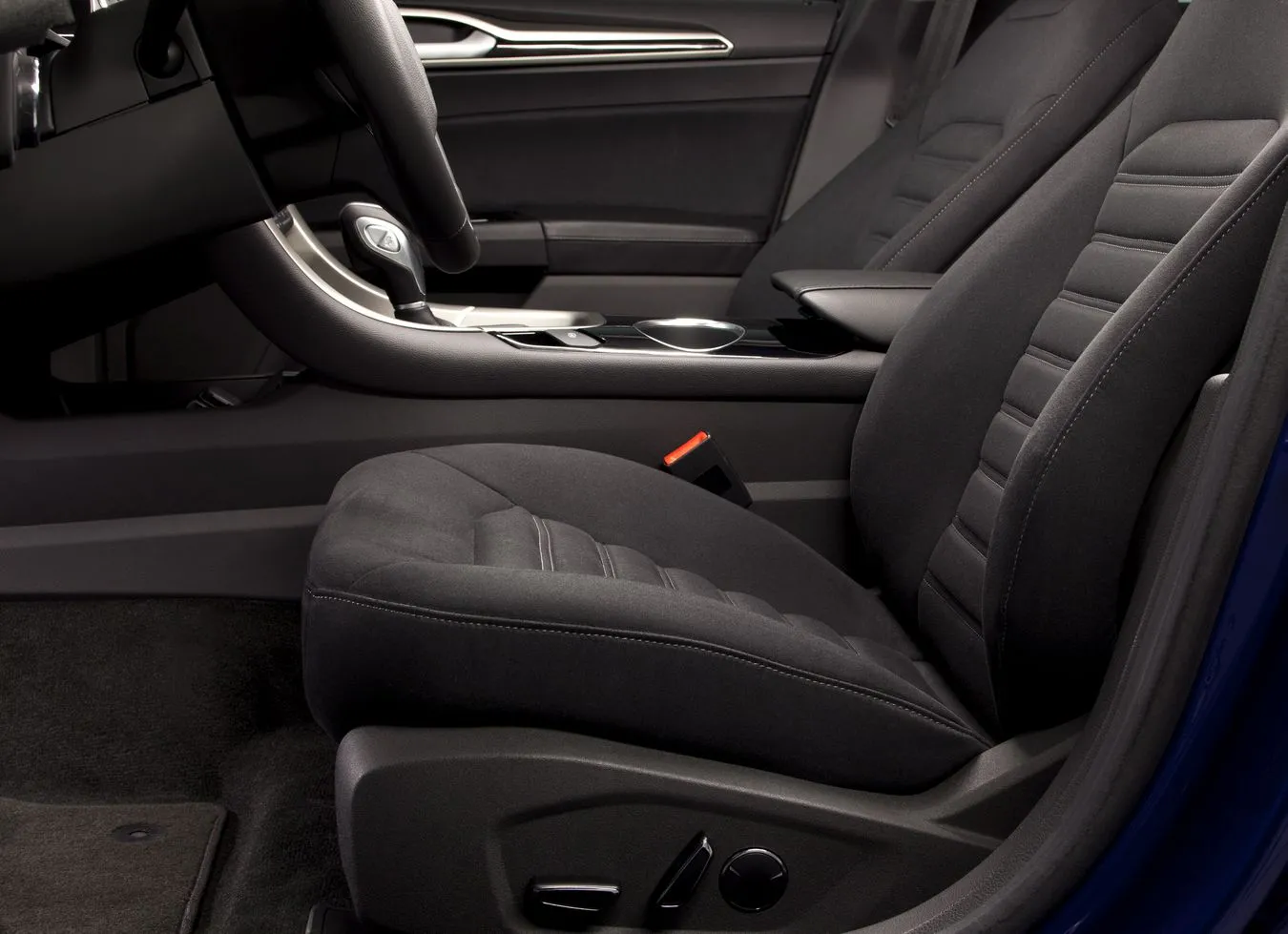 2939943-ford-fusion.jpg
