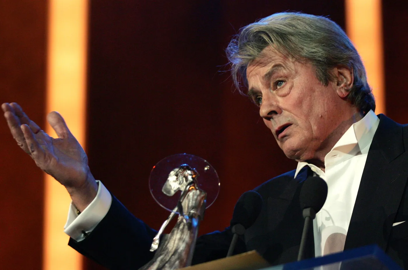 2825619-alain-delon.jpg