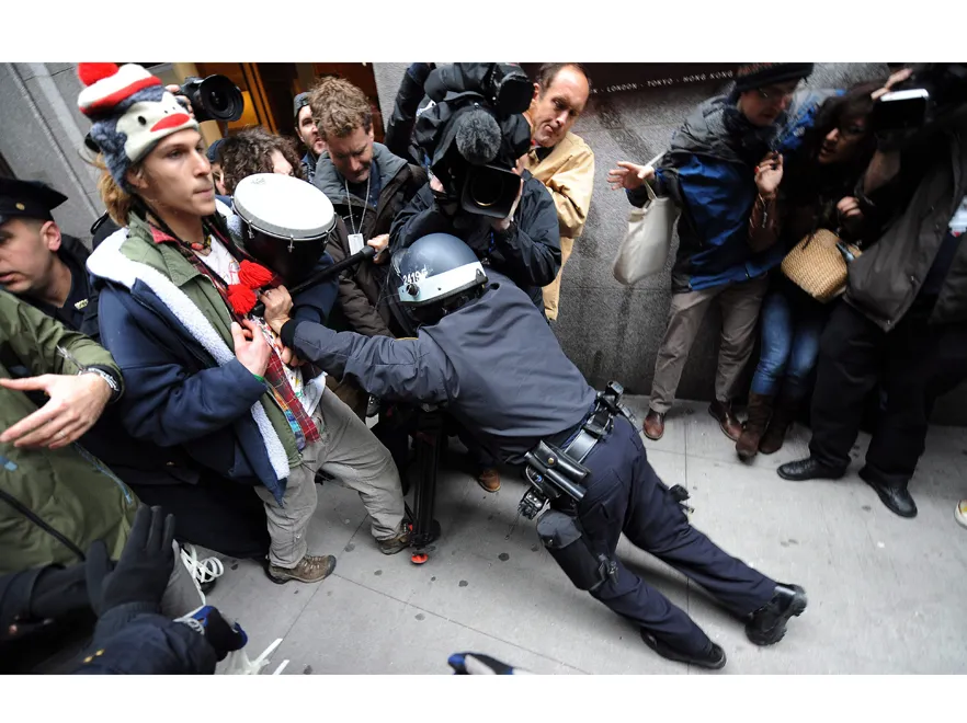 2914612-23-proteesty.jpg