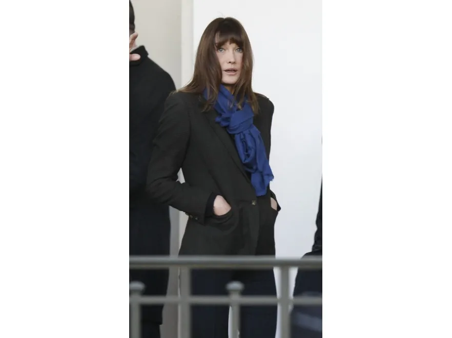 2921613-carla-bruni.jpg