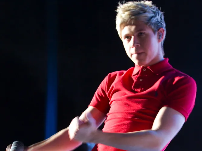 3280504-one-direction.jpg