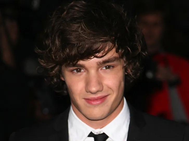 3280396-one-direction.jpg