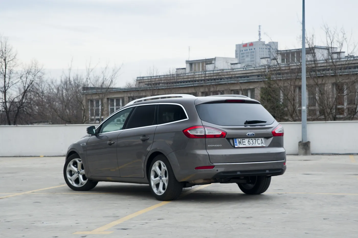3275419-ford-mondeo.jpg