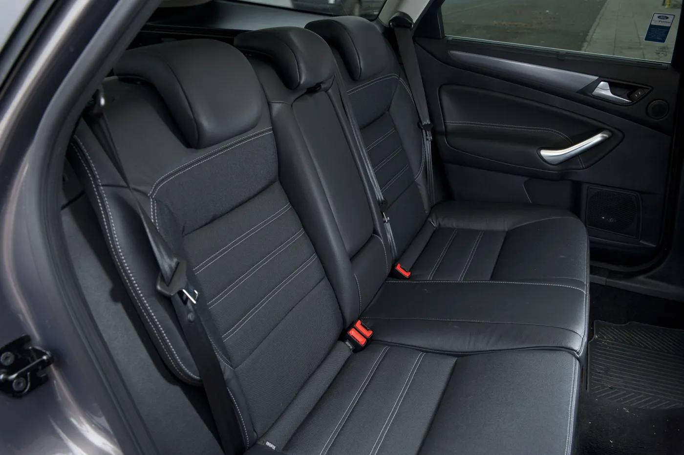 3276016-ford-mondeo.jpg