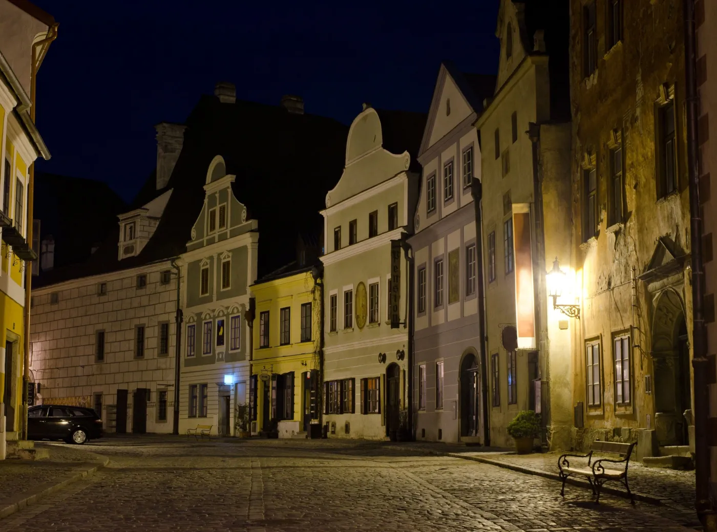3280050-krumlov-czechy.jpg