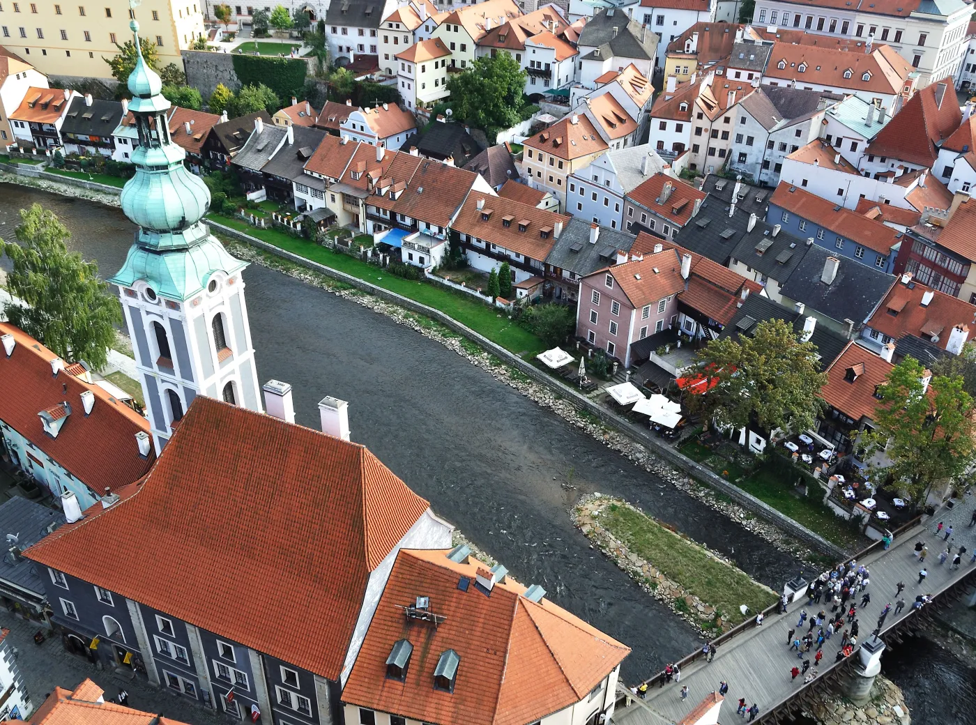 3280079-krumlov-czechy.jpg