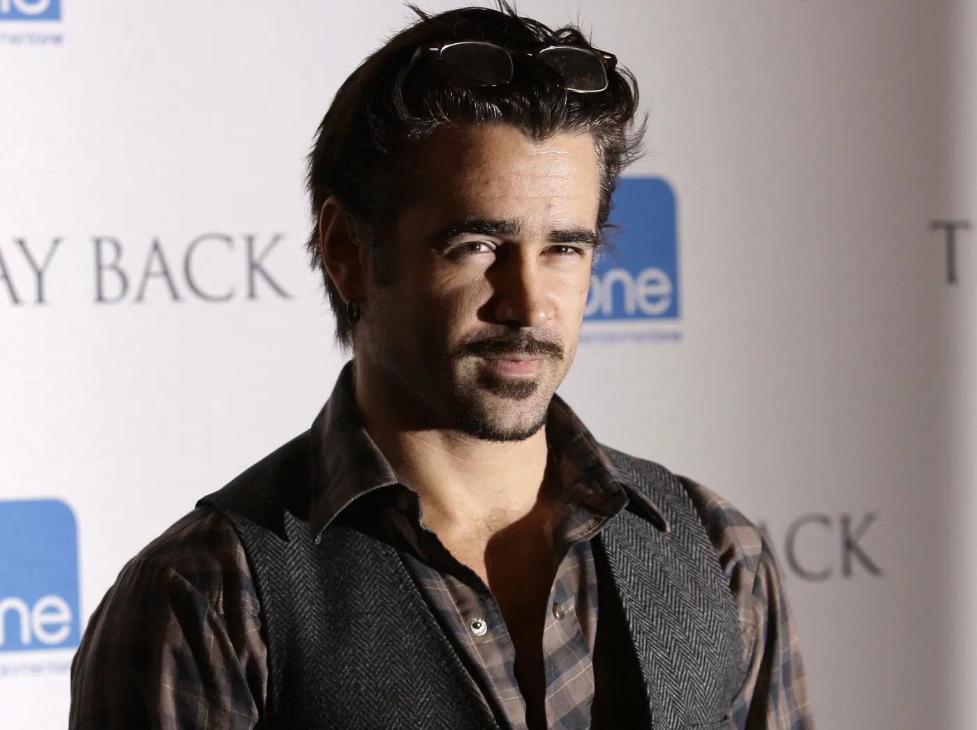  Colin Farrell