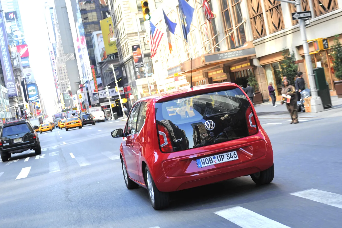 3330656-volkswagen-up.jpg