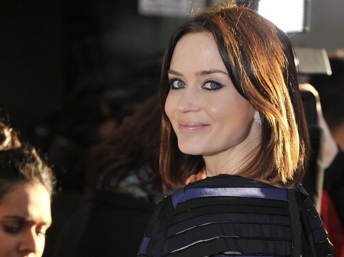 3349307-emily-blunt.jpg