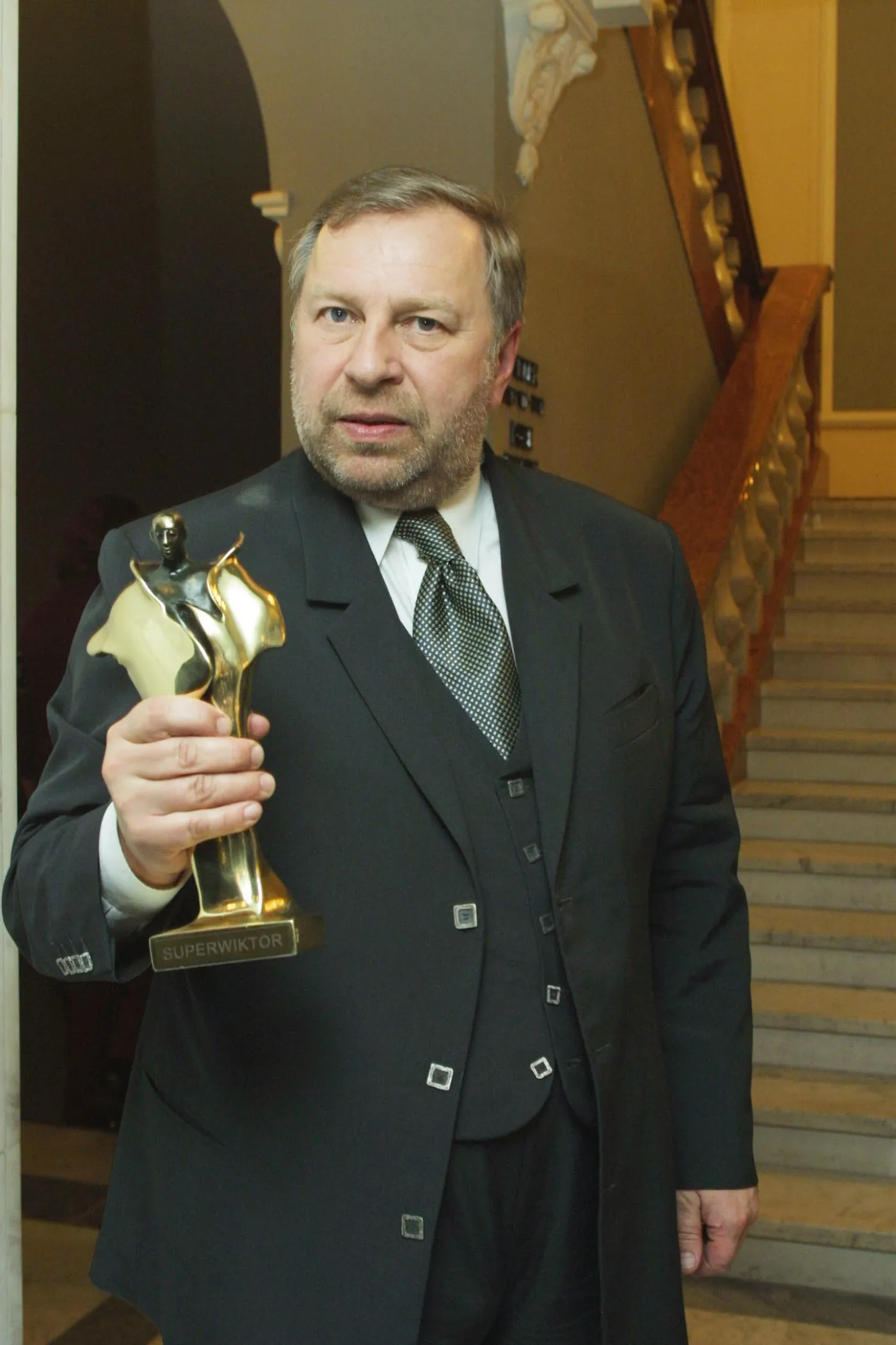 3371785-jerzy-stuhr.jpg