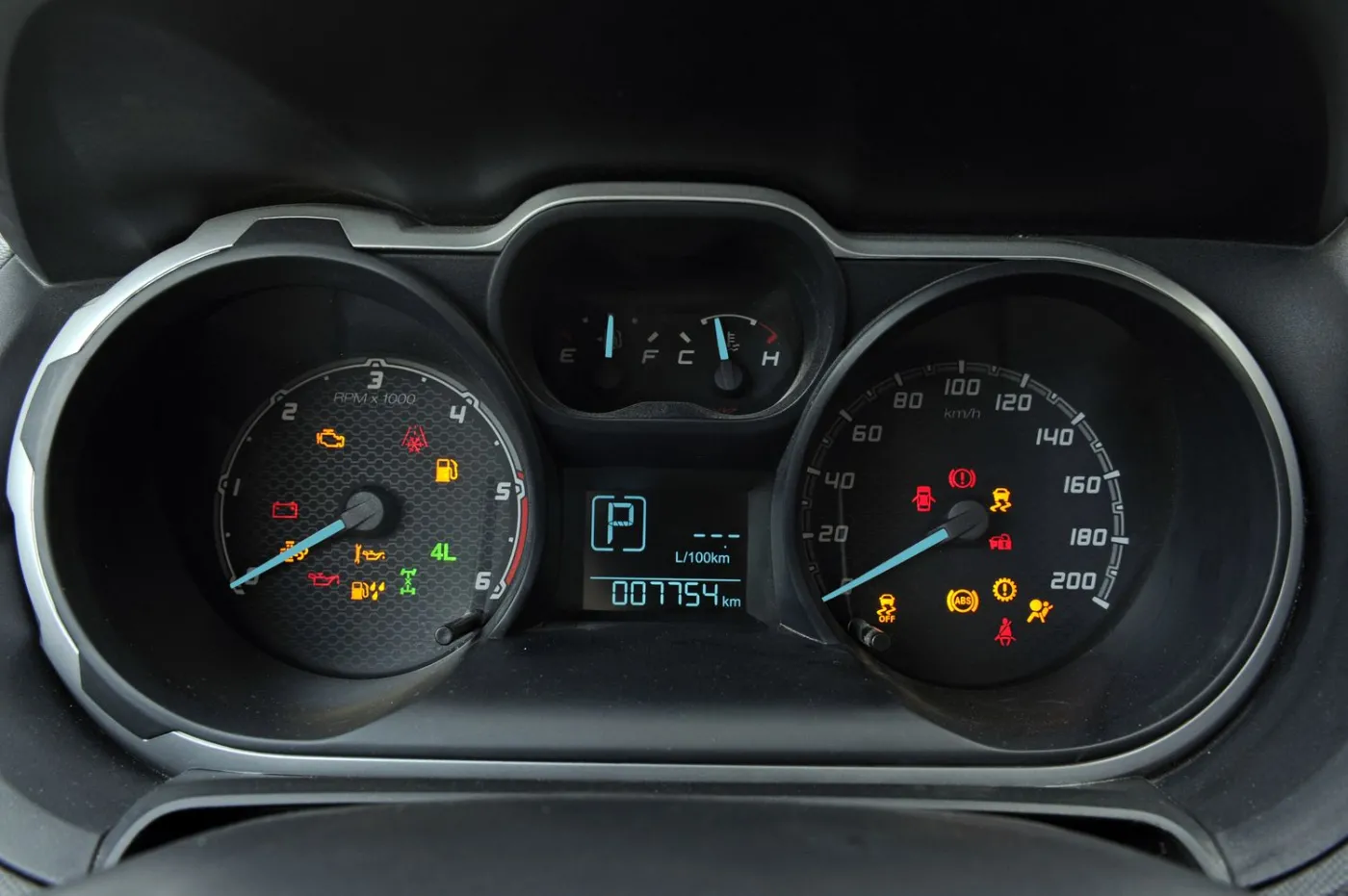 3407917-ford-ranger.jpg
