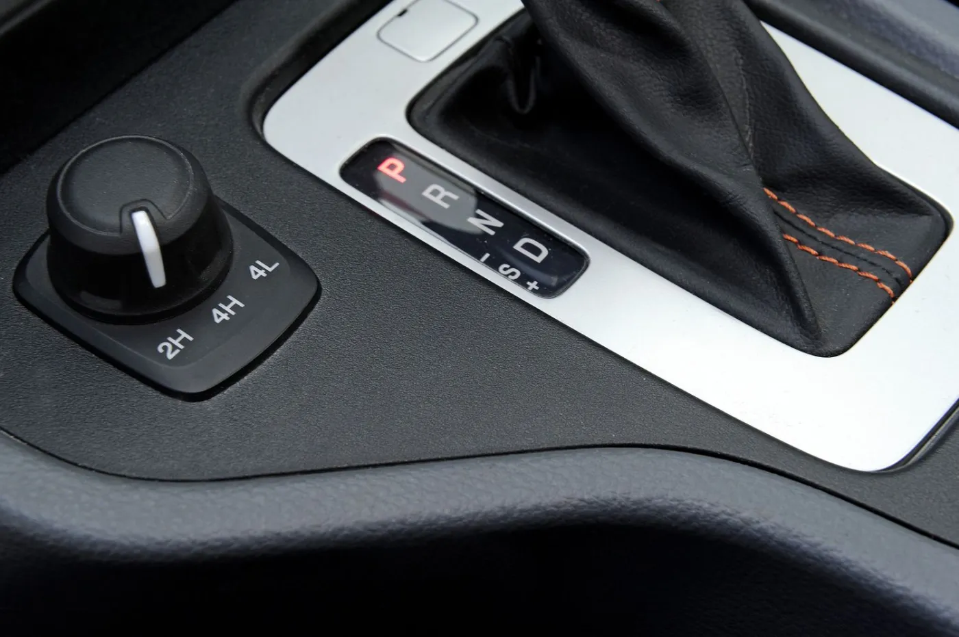 3407975-ford-ranger.jpg