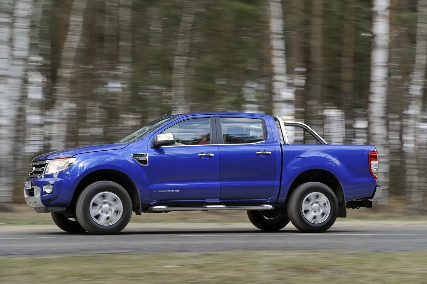 3408091-ford-ranger.jpg