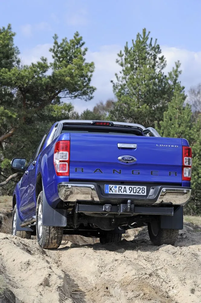 3408149-ford-ranger.jpg