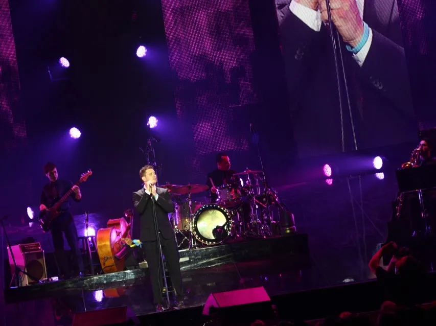 3419635-michael-buble.jpg