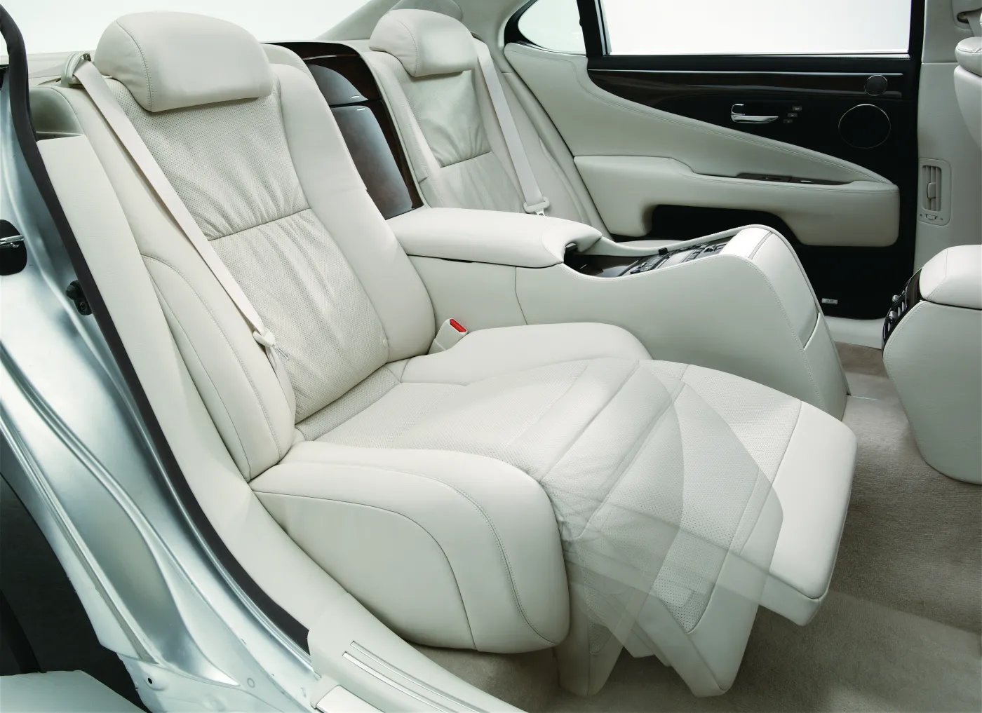 ls600h_in004_1536709.jpg