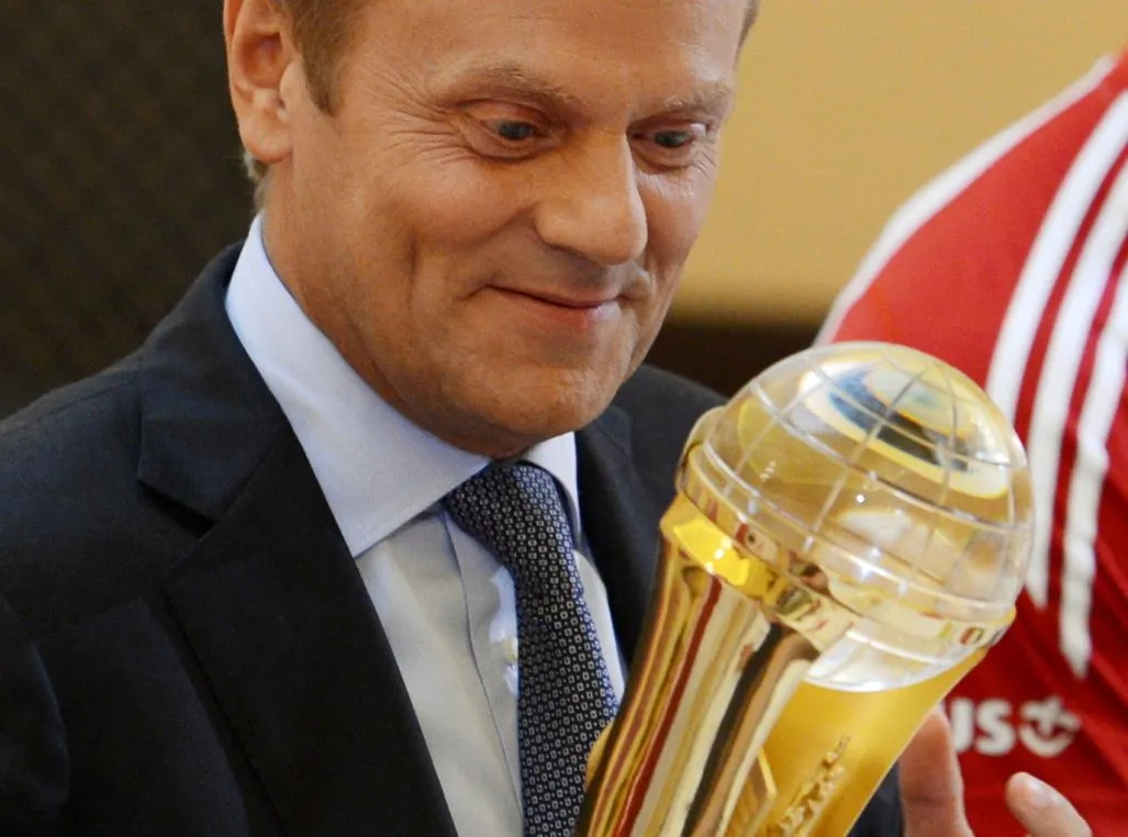 Tłum kibiców powitał siatkarzy. Wśród nich premier Tusk