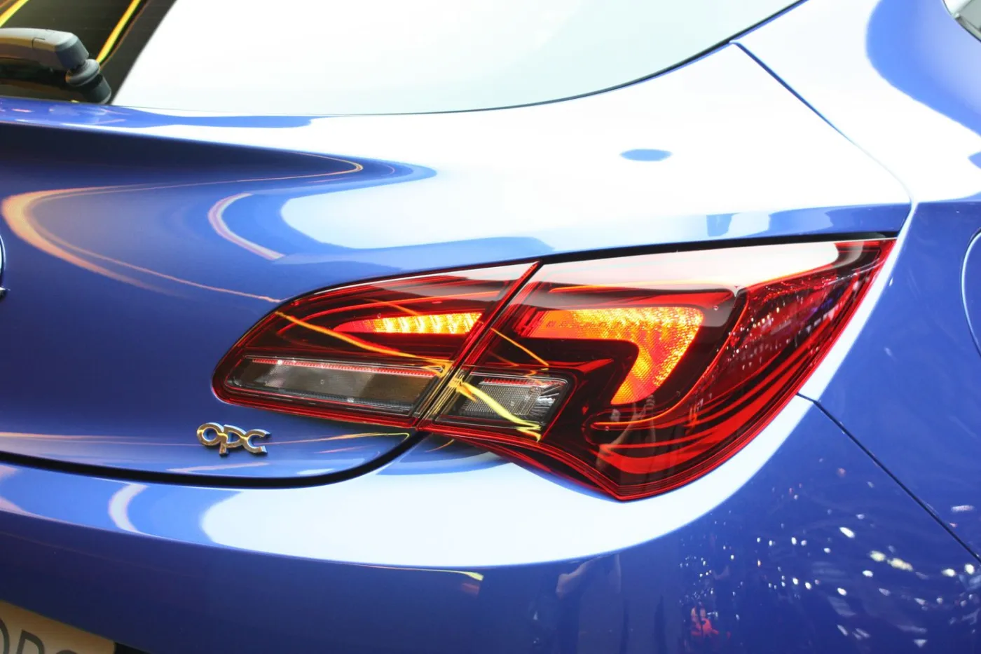 3479655-opel-astra-opc.jpg