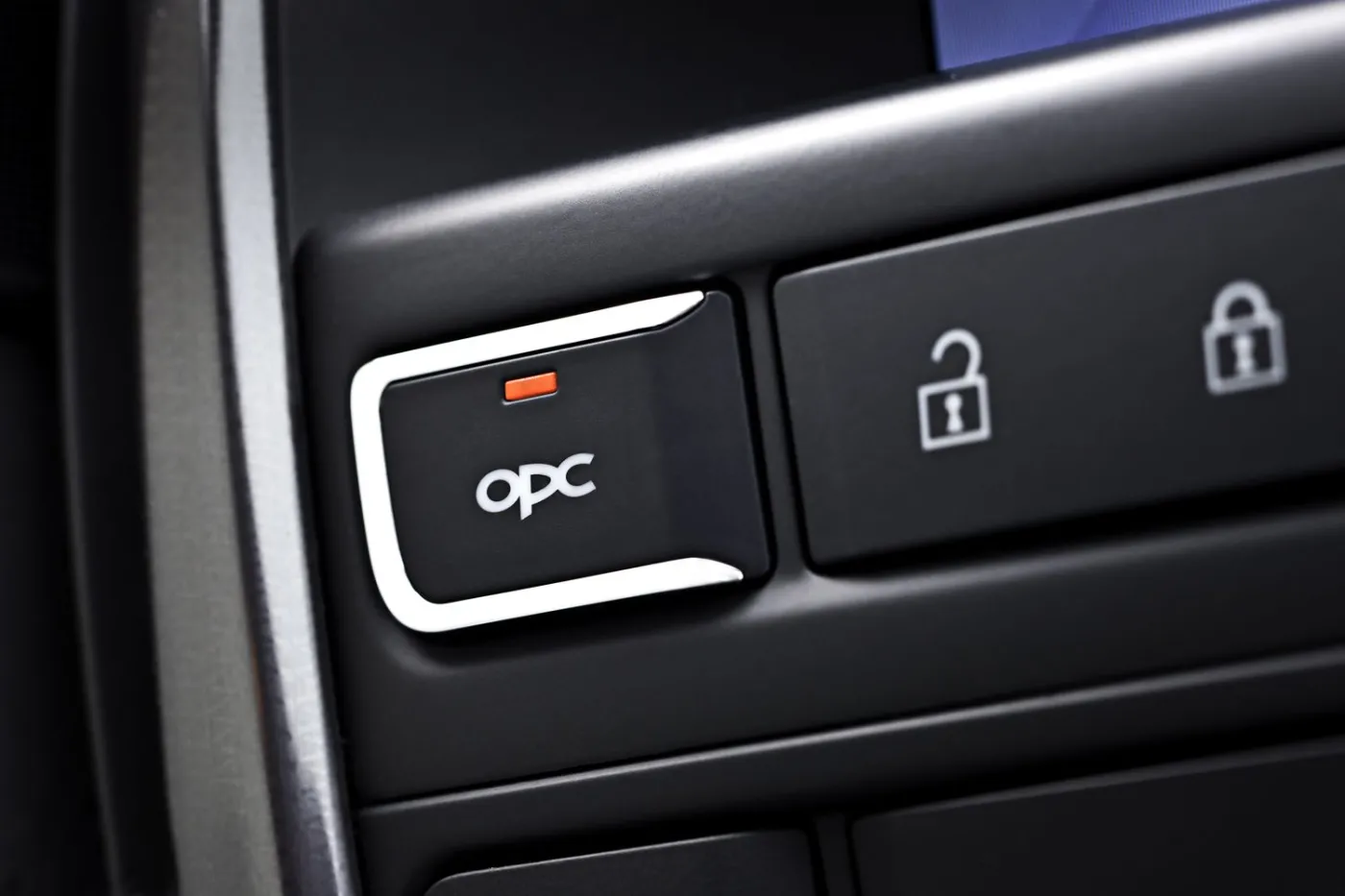 3479189-opel-astra-opc.jpg