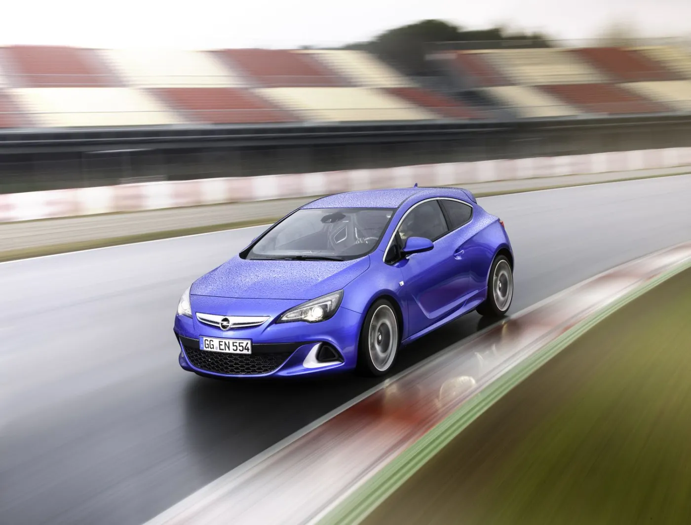 3479247-opel-astra-opc.jpg