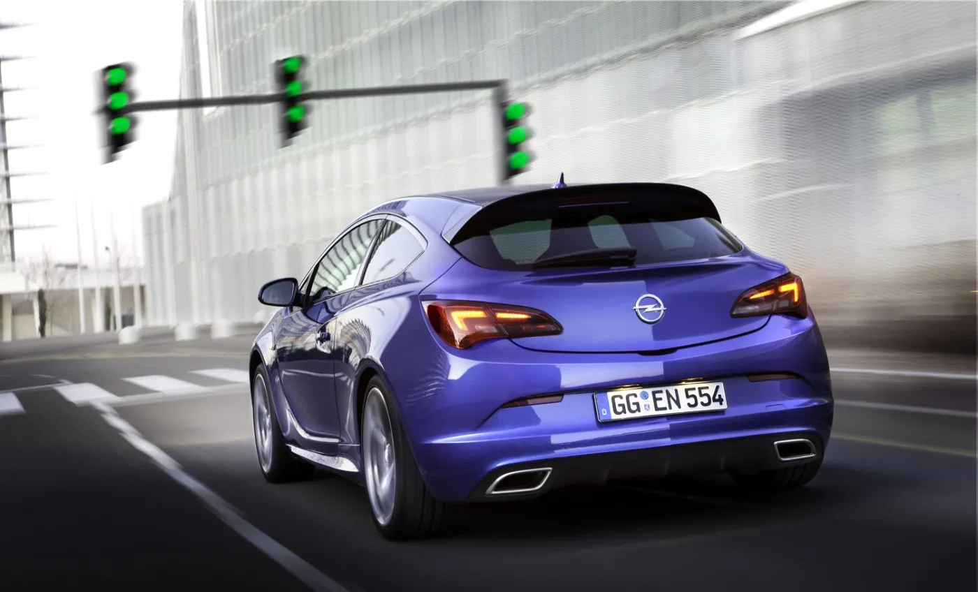 3479305-opel-astra-opc.jpg