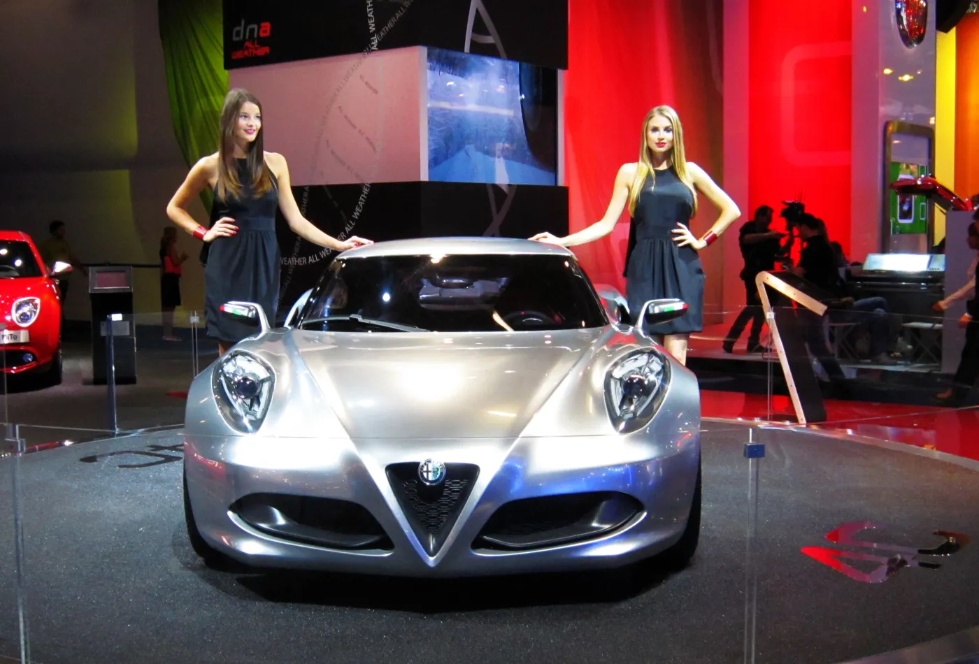   Alfa Romeo 4C