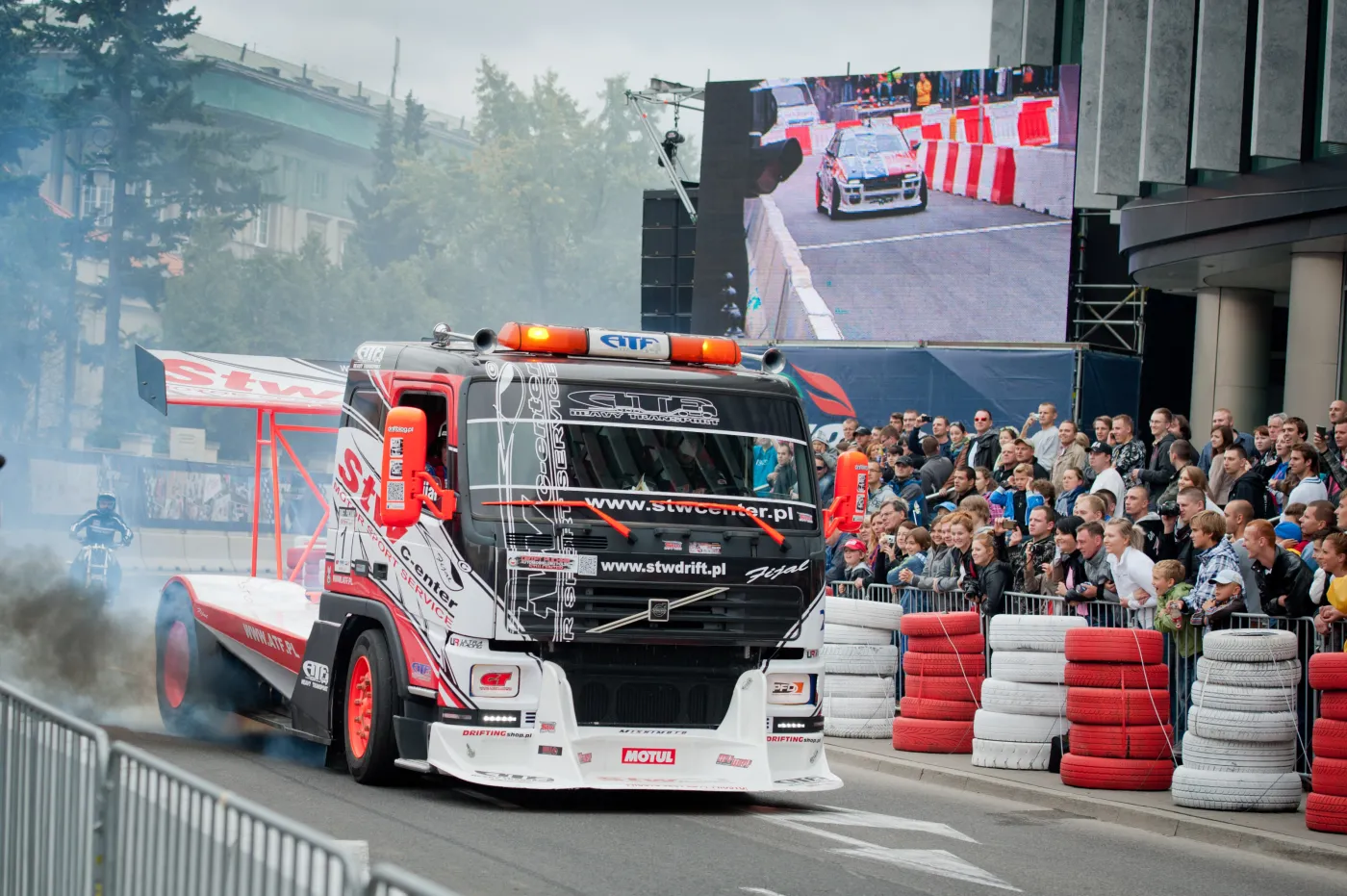 4036183-db150912-056.jpg