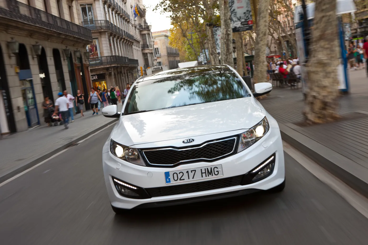 4104589-kia-optima-47.jpg