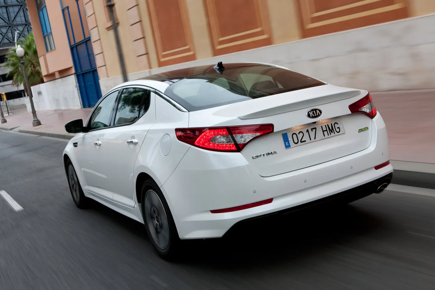 4104734-kia-optima-53.jpg