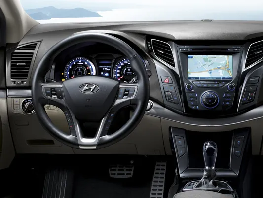 4140207-001-interior.jpg