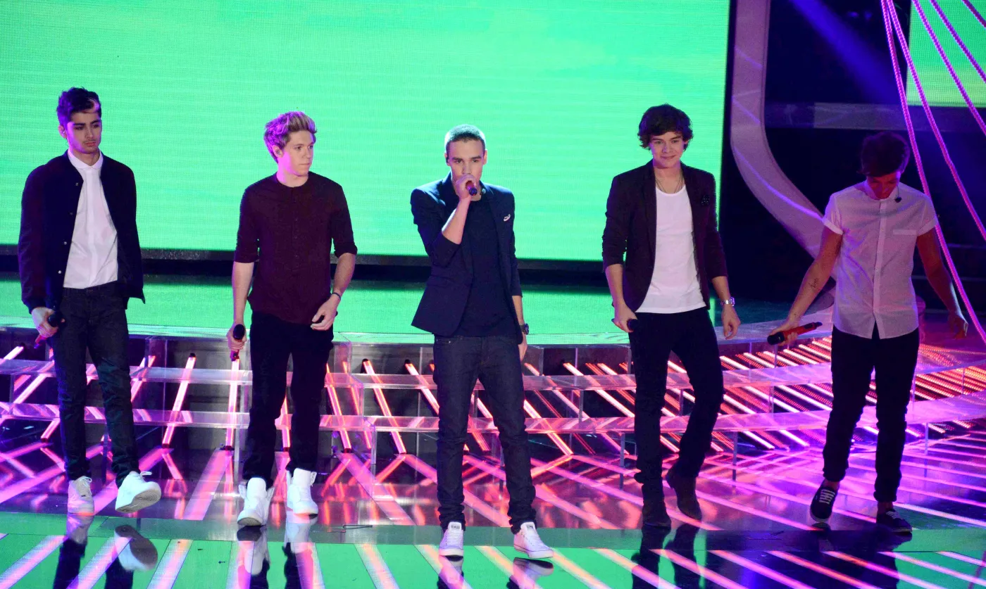 4226339-one-direction.jpg