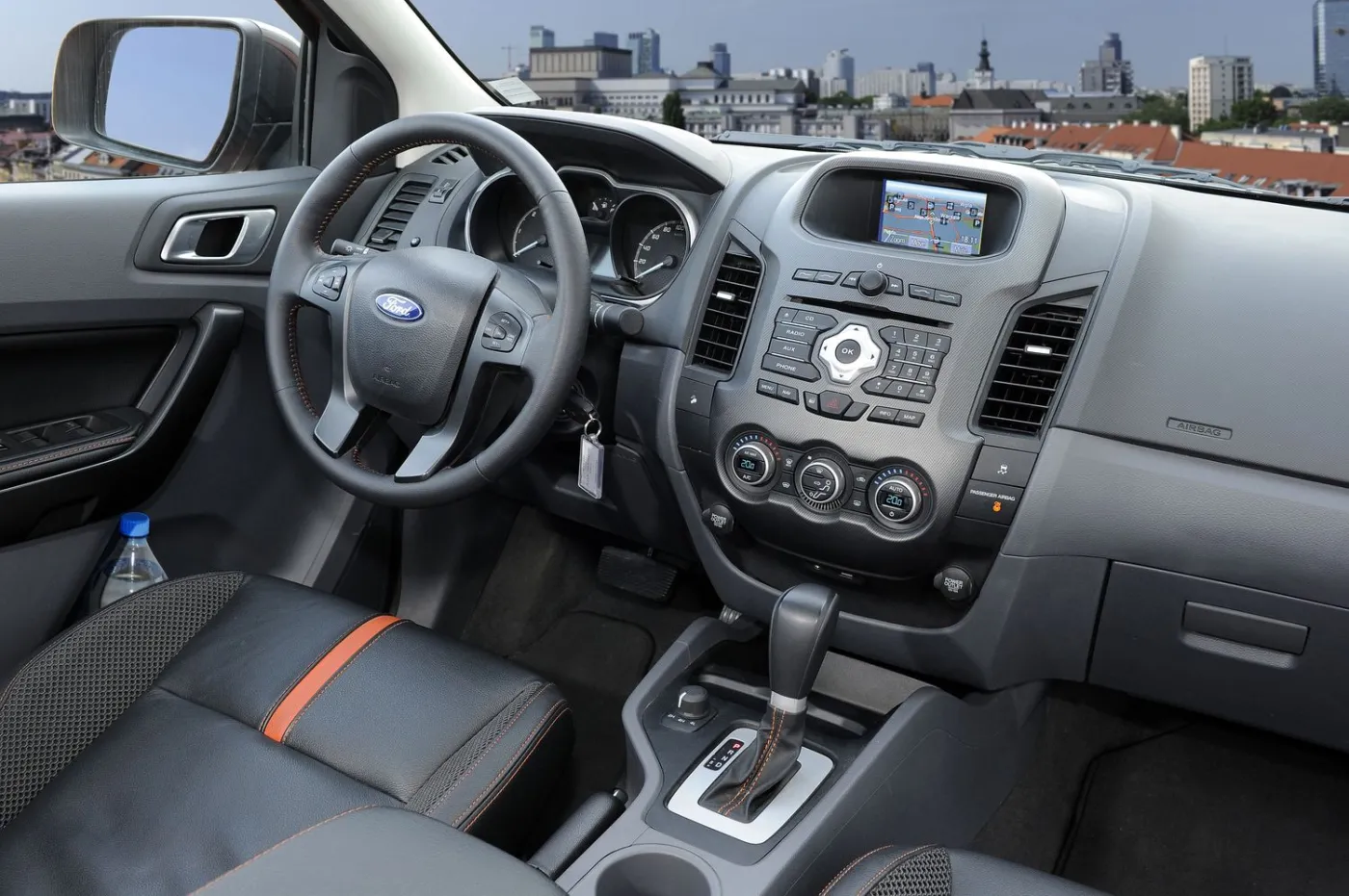 3407888-ford-ranger.jpg