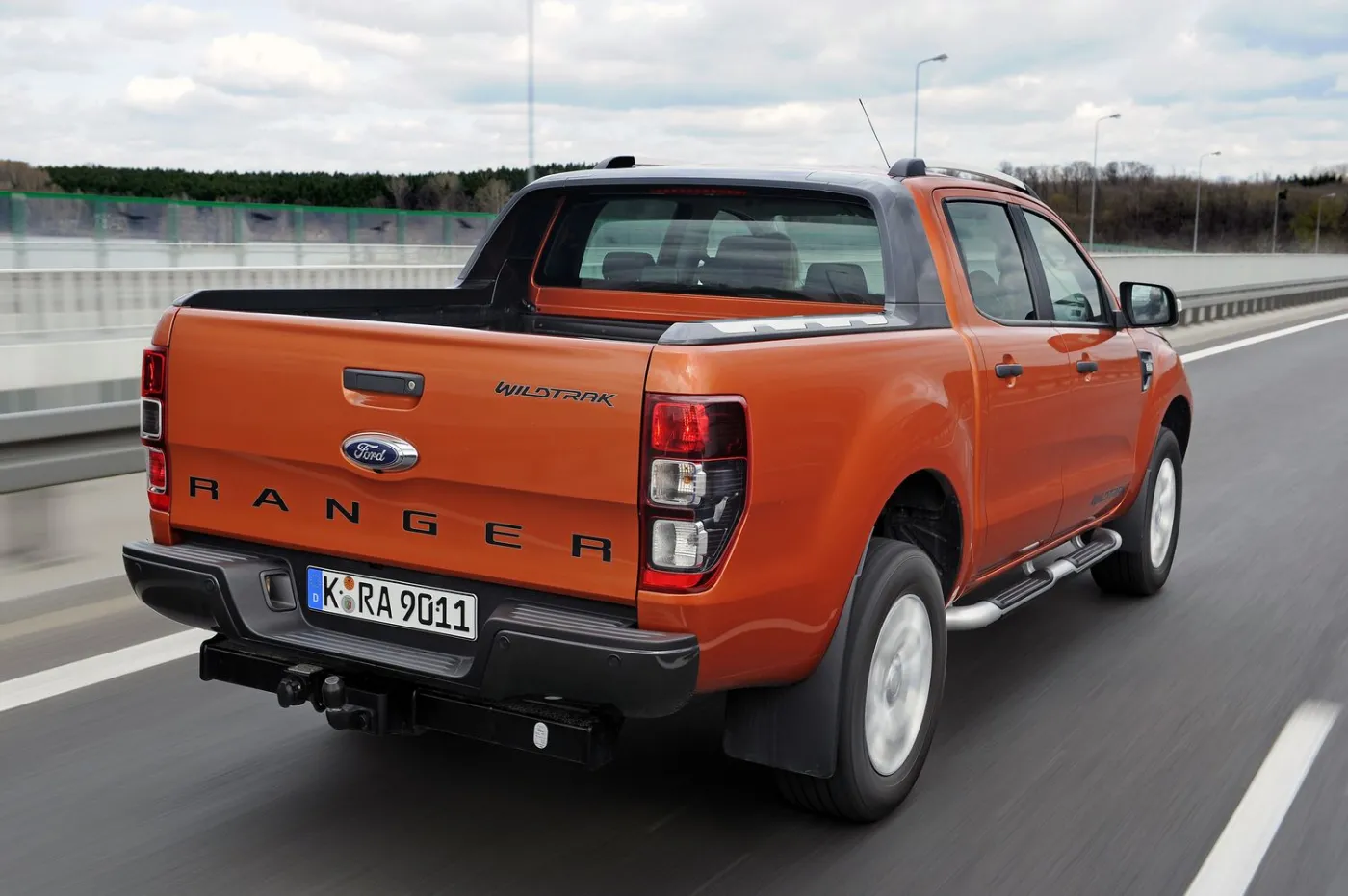 3408062-ford-ranger.jpg
