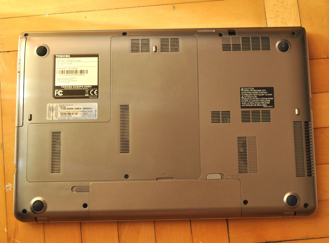 3909170-toshiba-p875.jpg