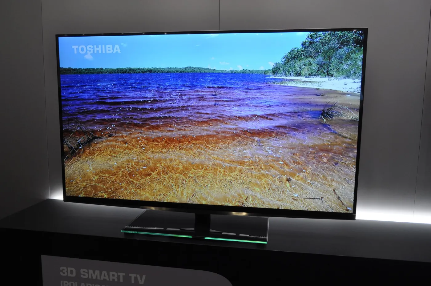 3974732-toshiba-4k-lcd.jpg