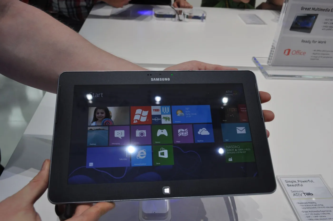 3975602-samsung-ativ.jpg