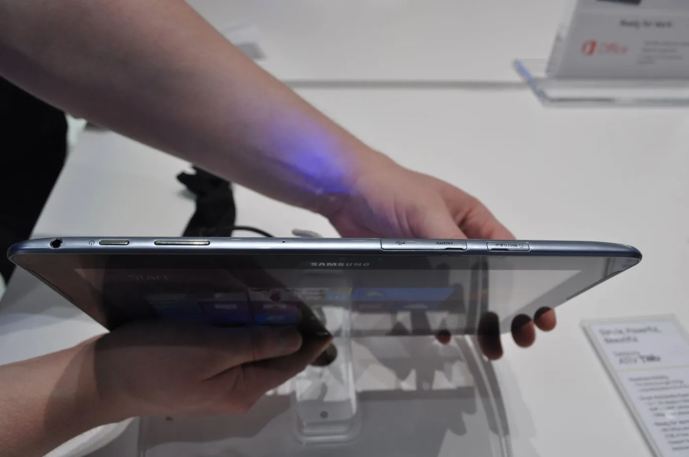 3975631-samsung-ativ.jpg