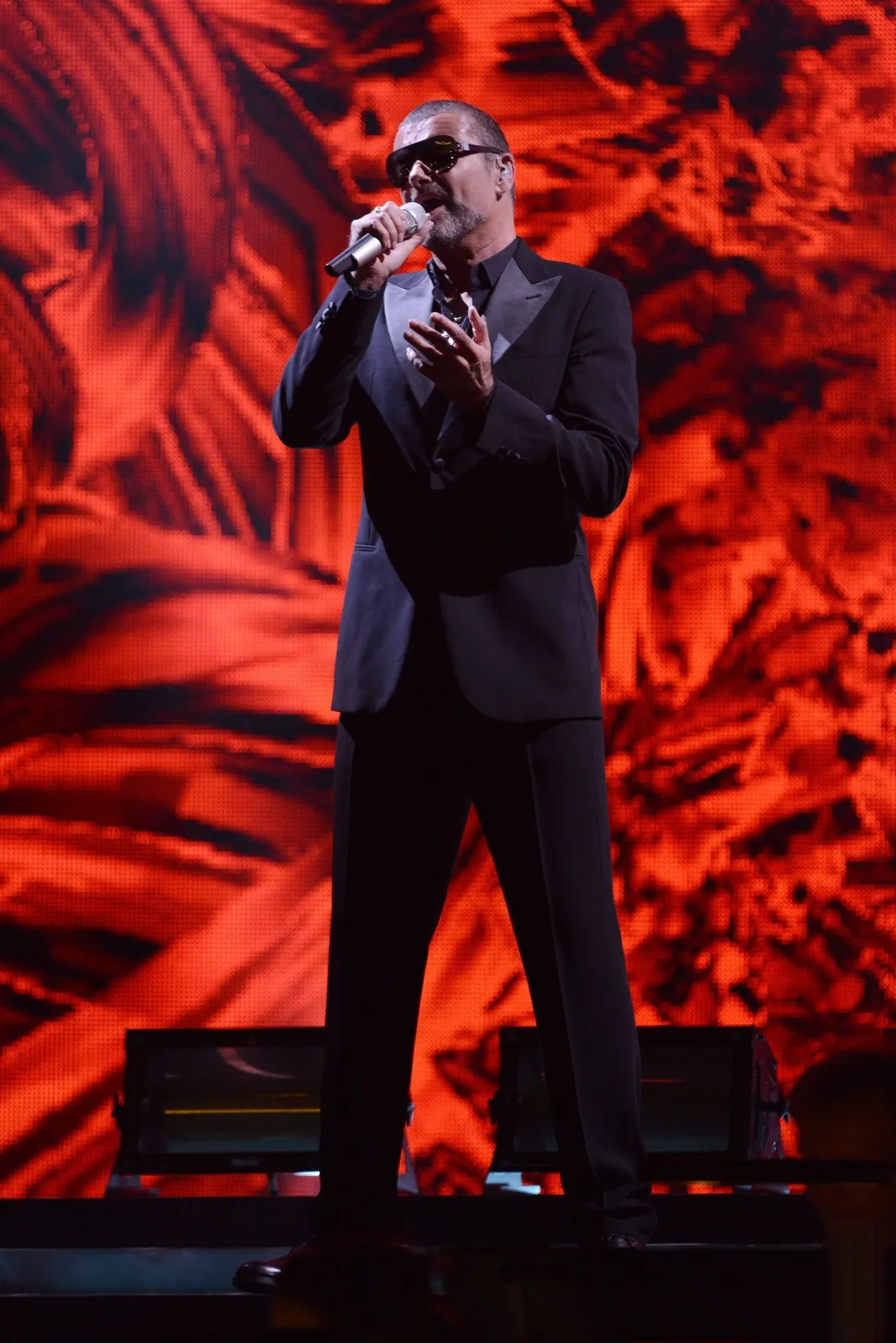 4014198-george-michael.jpg