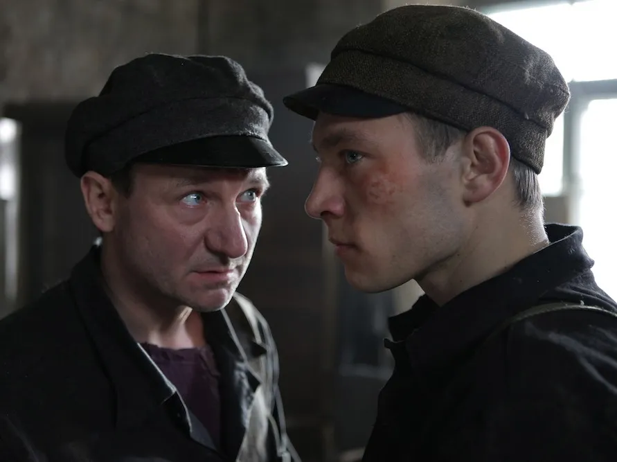 Robert Więckiewicz otwiera lepiej niż oscarowy Colin Firth