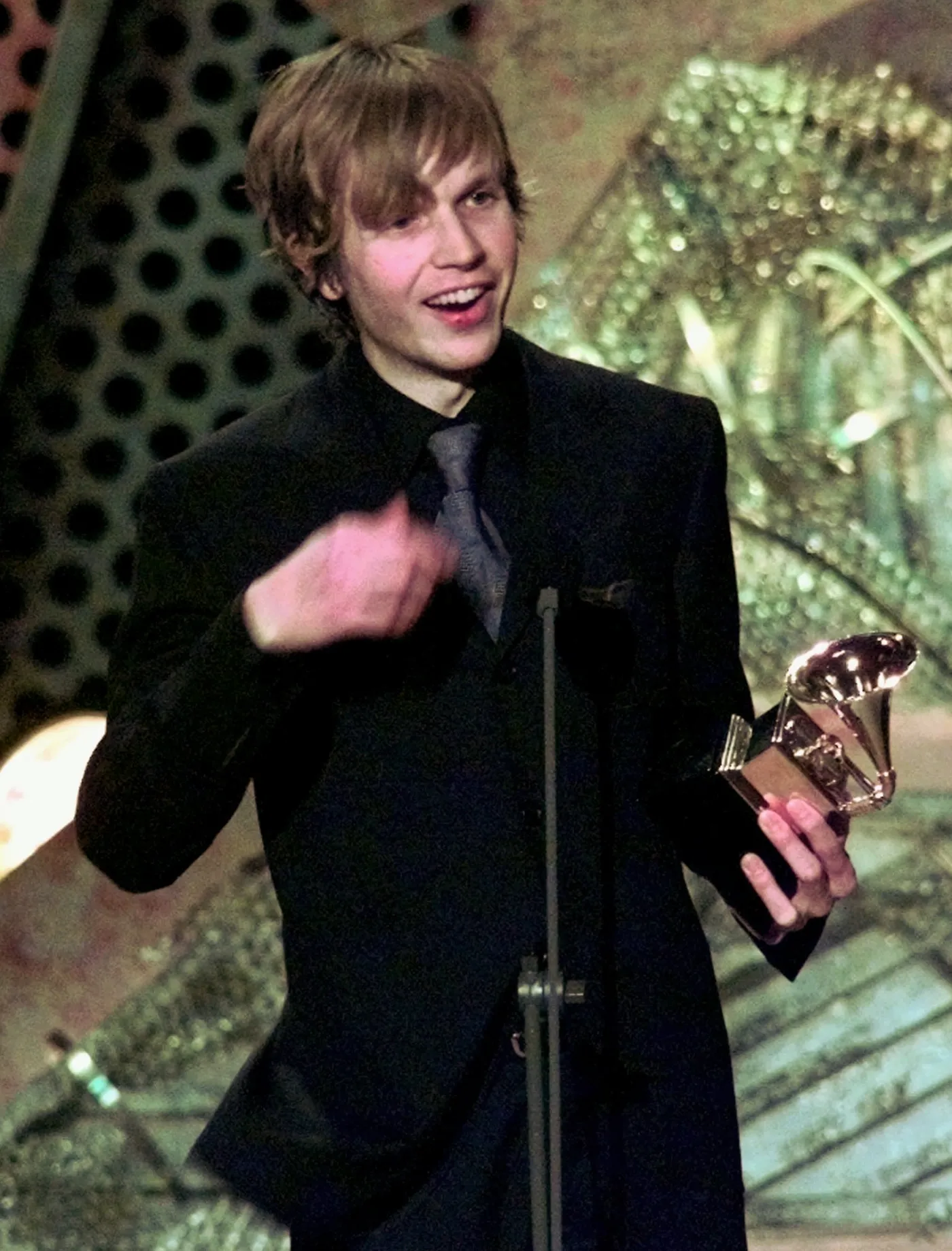 4499657-beck-hansen.jpg