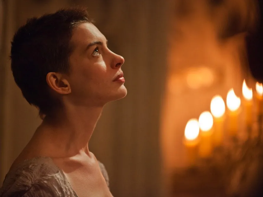 Anne Hathaway zachwyca w nowych "Nędznikach"