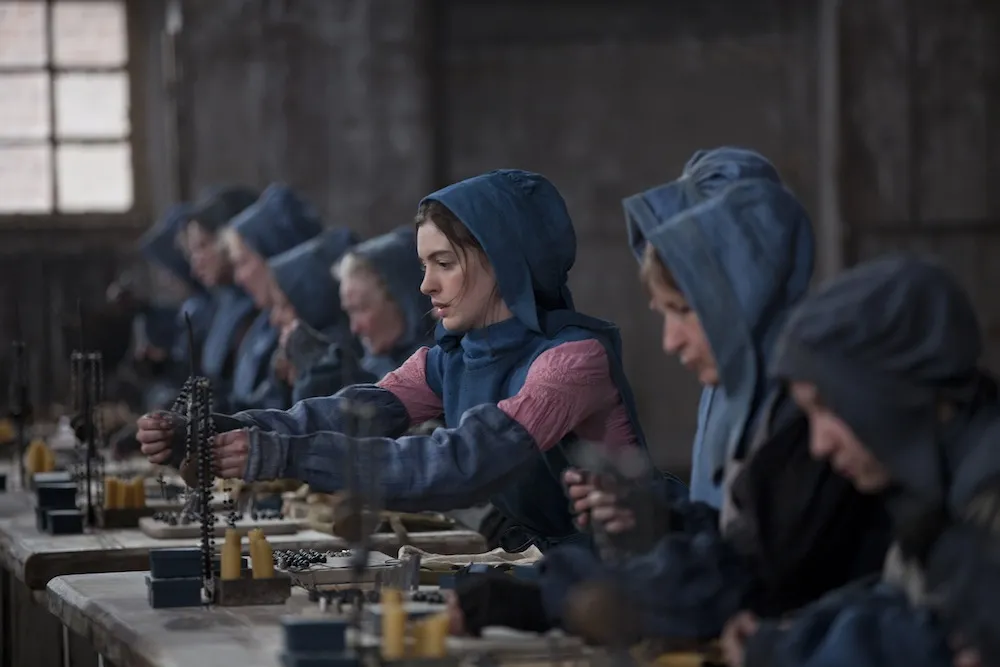 4550539-les-mis-rables.jpg