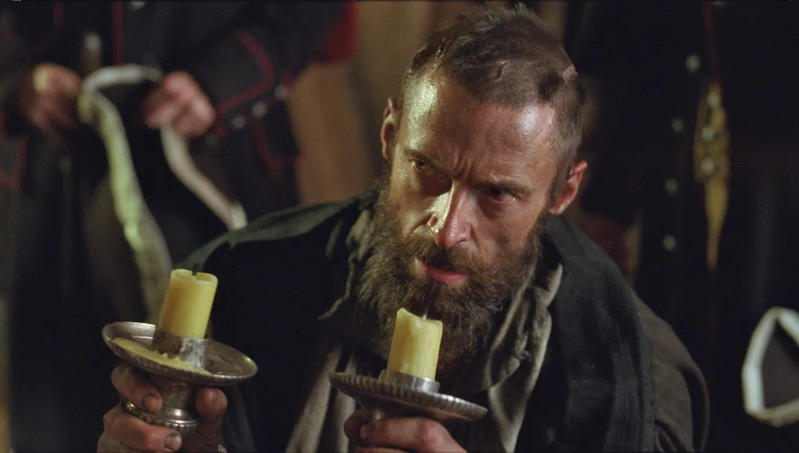 4557834-les-mis-rables.jpg