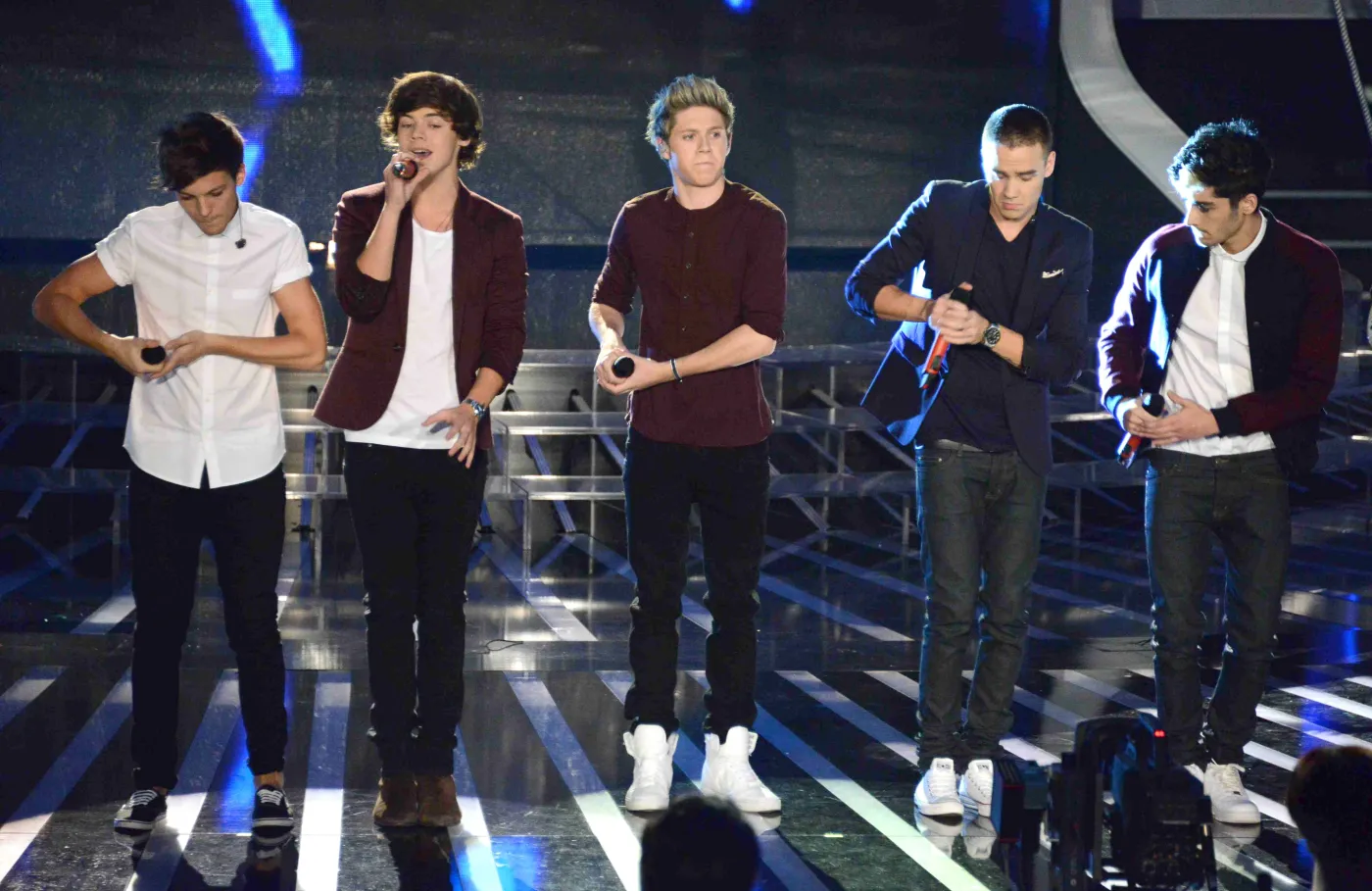 4226426-one-direction.jpg
